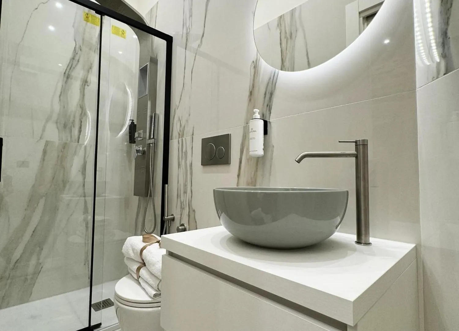 Marina Home - Luxury Apartament Nel Cuore Di Catania Apartment