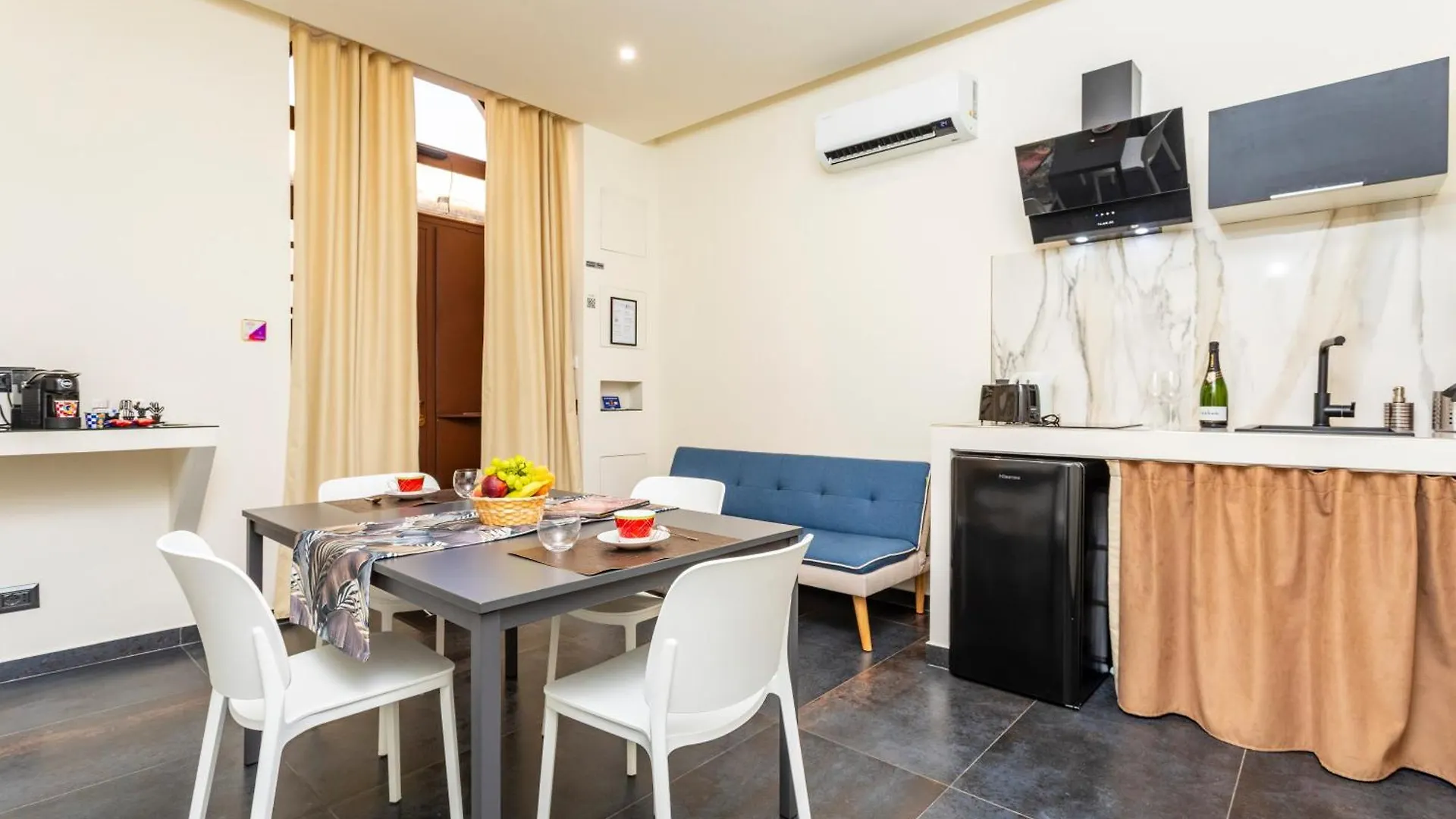 Marina Home - Luxury Apartament Nel Cuore Di Catania